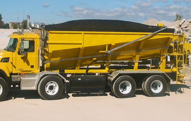 rr-large-thumbs-truck-tarp-systems-_0002_TM400-Stone-Slinger-Truck-Tandem-Axle-Muni